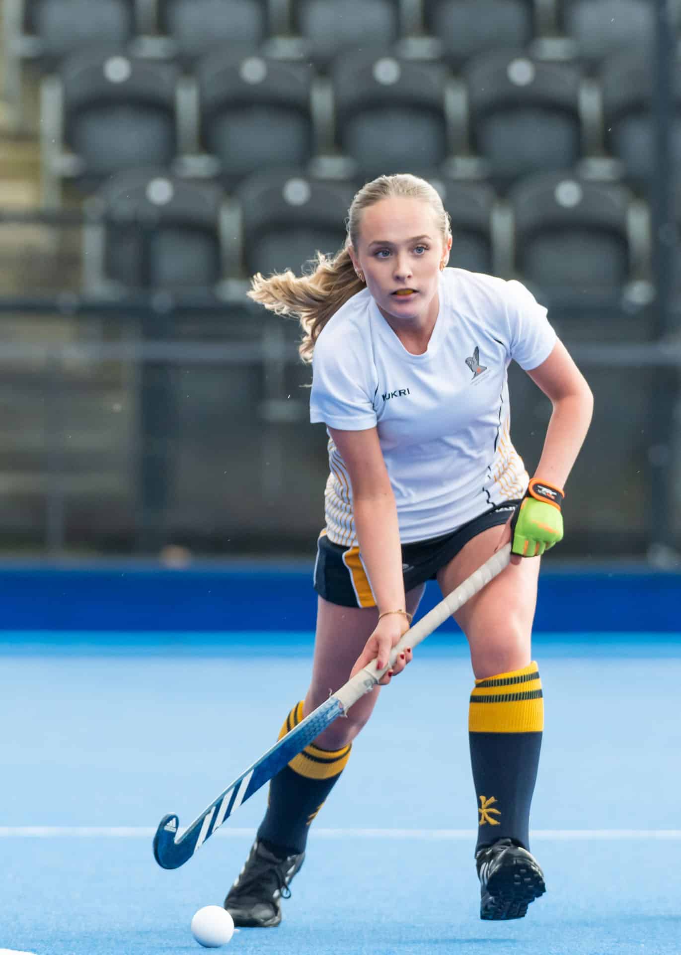 Ardingly player with the ball during the Girls' Hockey Finals 2025.