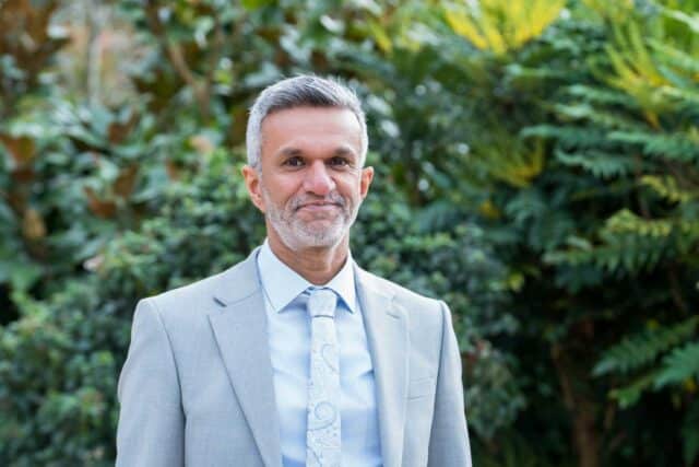 Headshot of Atif Hussain